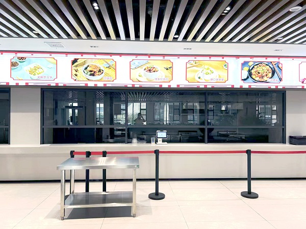 学校智慧食堂方案：智能备餐台如何实现精准备餐与营养可视